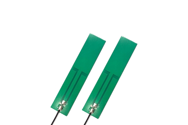 4G PCB贴片天线：小体积，也能撑起高速联接